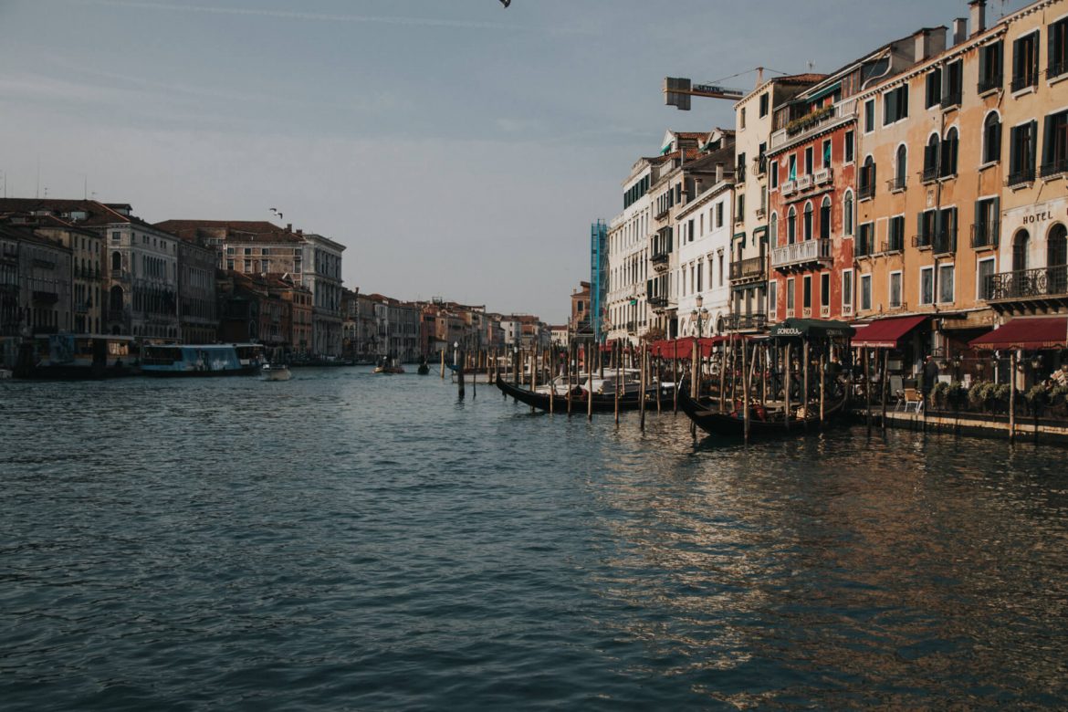 Things to see in Venice and Burano in One Day | I'm Peter